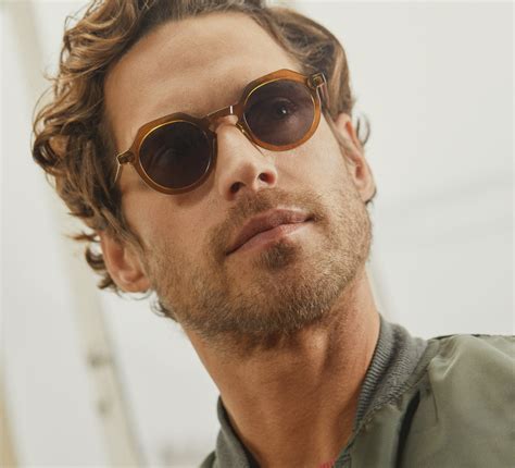 Jimmy Fairly I Lunettes optique et solaires.